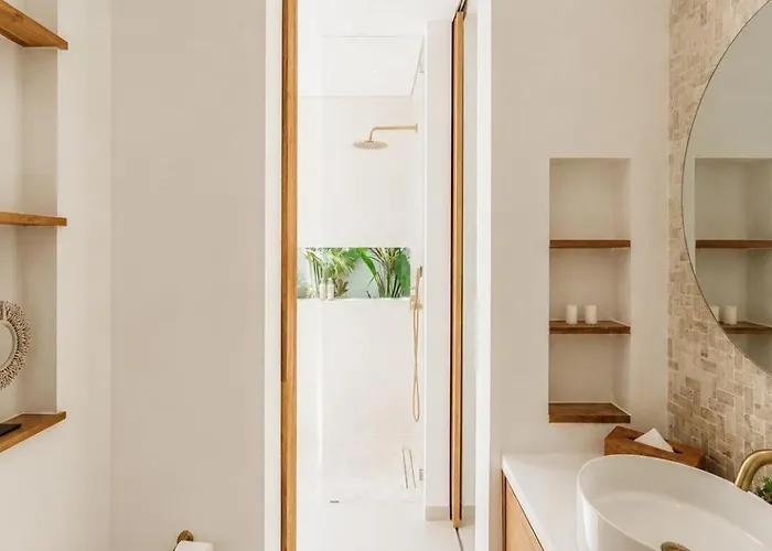 Coco 1br Private Pool In Pererenan With Skylight Bathtub Villa *