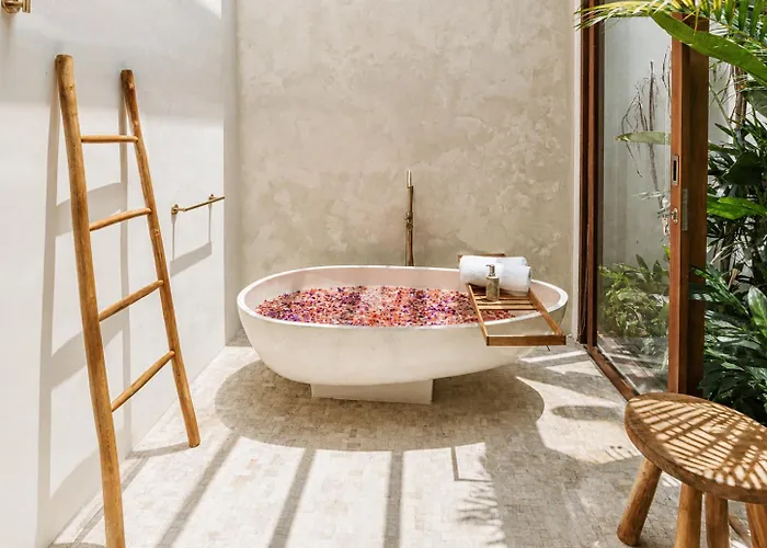 Coco 1br Private Pool In Pererenan With Skylight Bathtub Villa