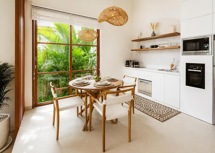 Coco 1br Private Pool In Pererenan With Skylight Bathtub * Canggu (Bali)