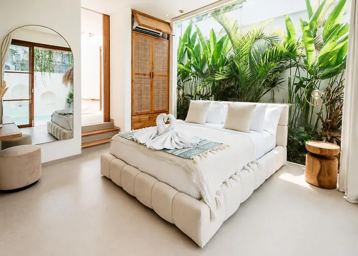 Villa Coco 1br Private Pool In Pererenan With Skylight Bathtub Canggu (Bali)