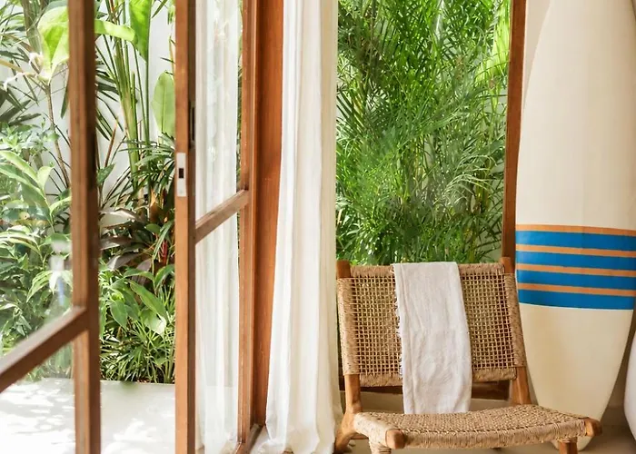 Coco 1br Private Pool In Pererenan With Skylight Bathtub Canggu (Bali)