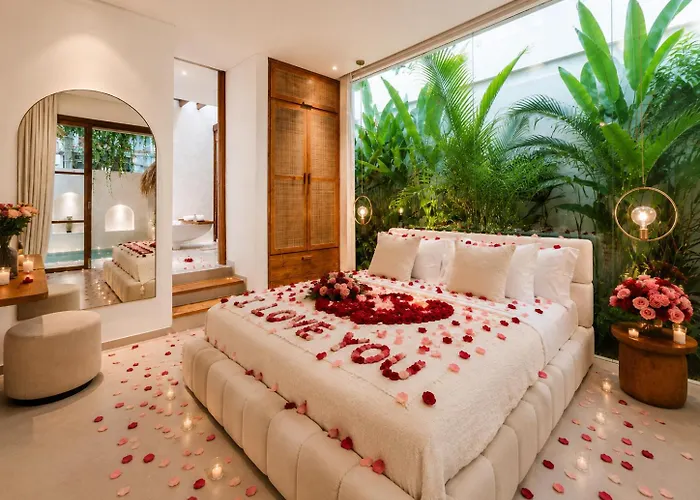 Coco 1br Private Pool In Pererenan With Skylight Bathtub Villa