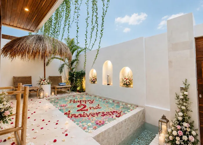Coco 1br Private Pool In Pererenan With Skylight Bathtub *
